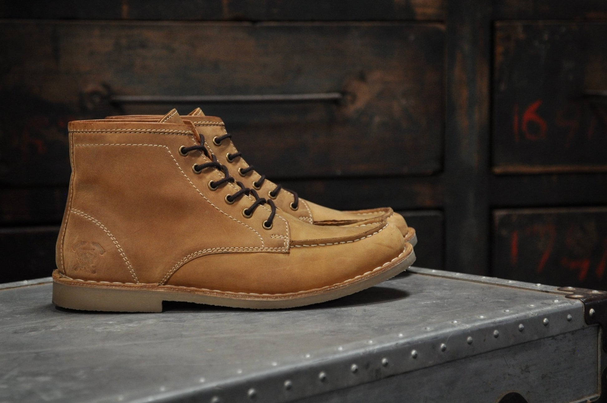 Hound & Hammer The Cooper | Men's Crazy Horse Tan Leather Boots - Men - Footwear - Boots - Ankle Boots - Benn~Burry